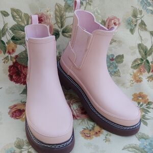 Hunter Refined Stitch Waterproof Pink Chelsea Rain Boots size Women's 8